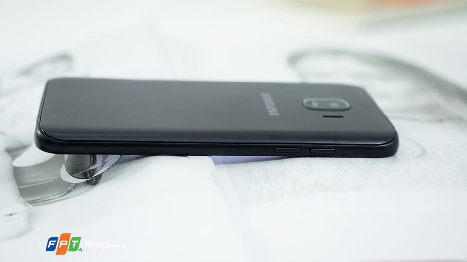 Trên tay Galaxy J2 Pro (2018)