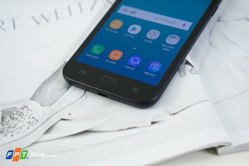 Trên tay Galaxy J2 Pro (2018)