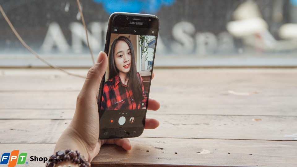 Đánh Giá Galaxy J7 Pro