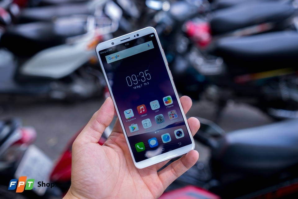 Đánh giá Vivo V7 Plus: Camera 24MP, Snapdragon 450