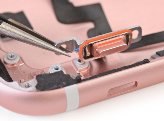 Tìm hiểu cơ chế chống nước của smartphone chống nước Tìm hiểu cơ chế chống nước của smartphone chống nước