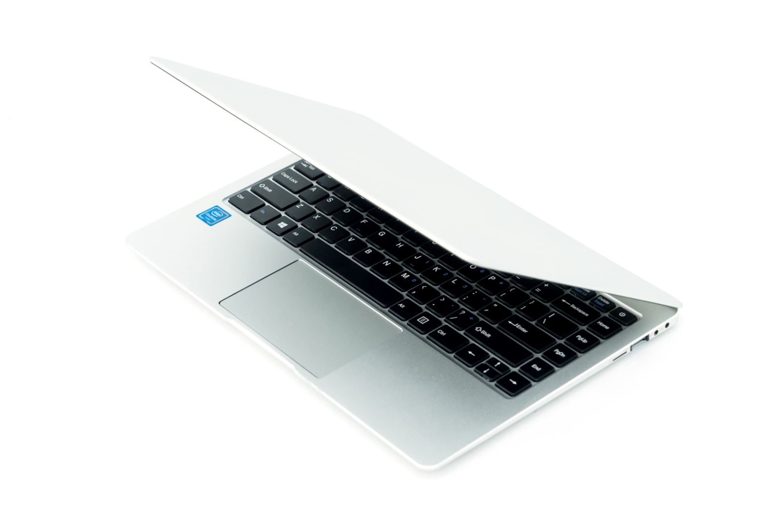 Trên tay Masstel L133