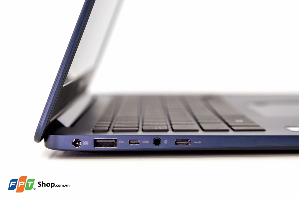 Trên tay Asus Zenbook UX430UA