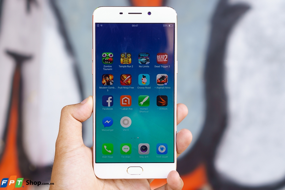 So sánh những smartphone đang gây bão trên thị trường So sánh những smartphone đang gây bão trên thị trường