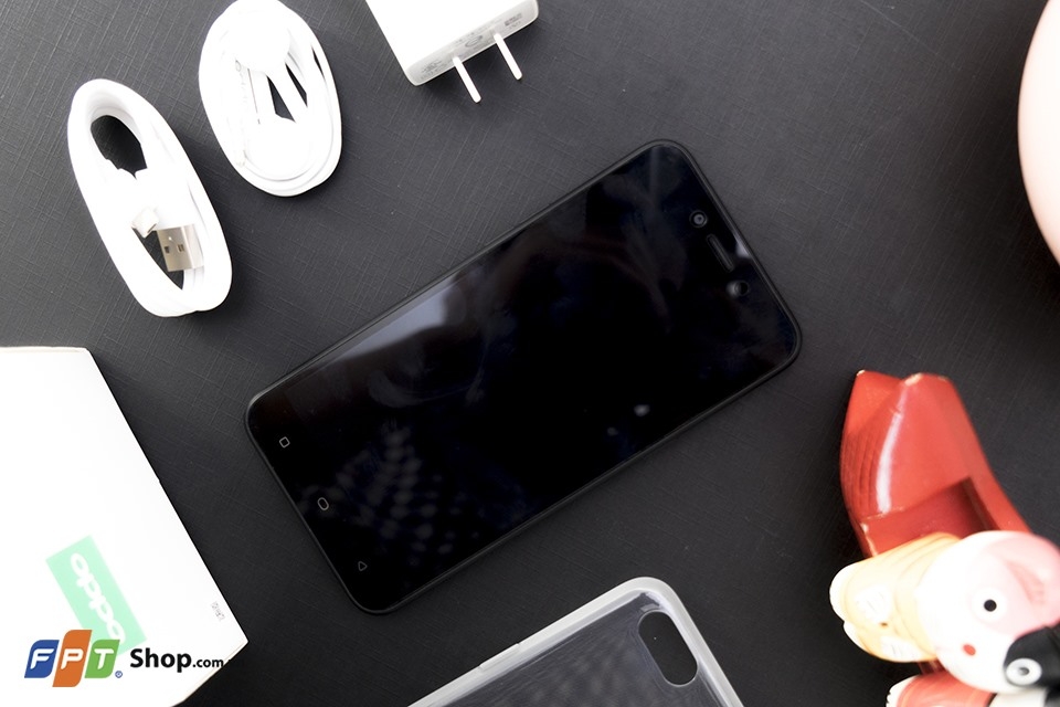 OPPO F3 Lite và A71 giảm mạnh 500.000 đồng tại FPT Shop