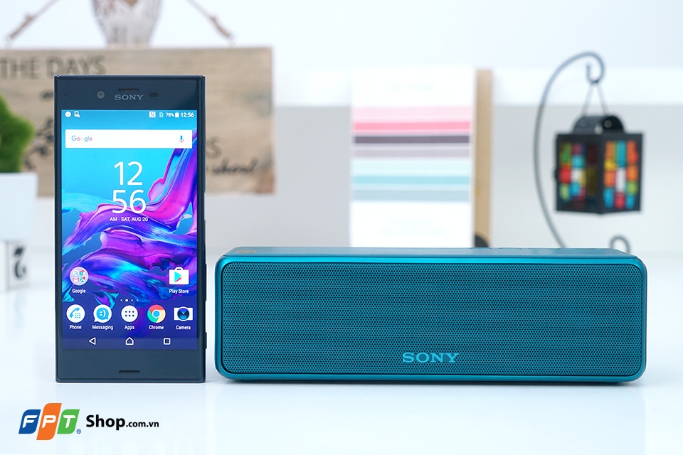 FPT Shop tặng đến 2 triệu đồng cho khách hàng mua Sony Xperia XZ và Xperia XA