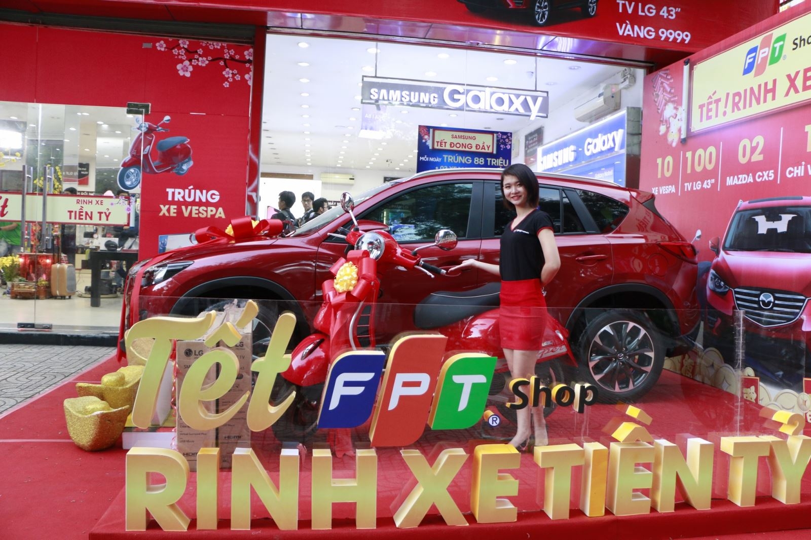 FPT Shop trợ giá giảm 5,5 triệu đồng cho khách mua Vivo V7/V7+