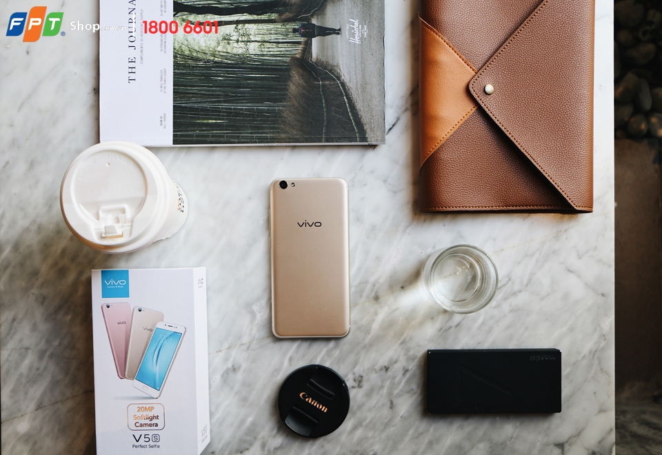 FPT Shop giảm sâu 1,2 triệu đồng cho khách mua Vivo V5s