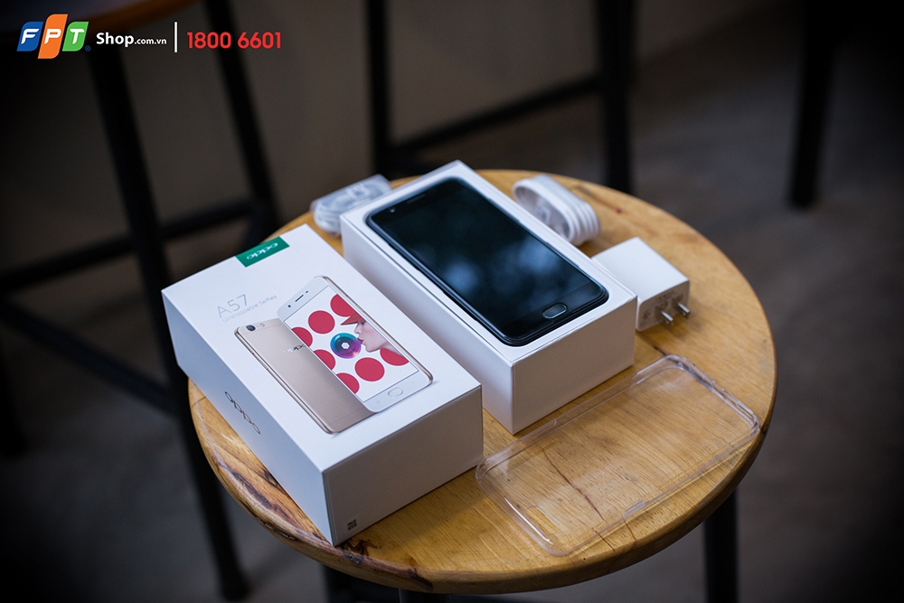 OPPO F3 Lite Sở hữu OPPO F3 Lite với giá “khủng” chỉ 890.000 đồng tại FPT Shop