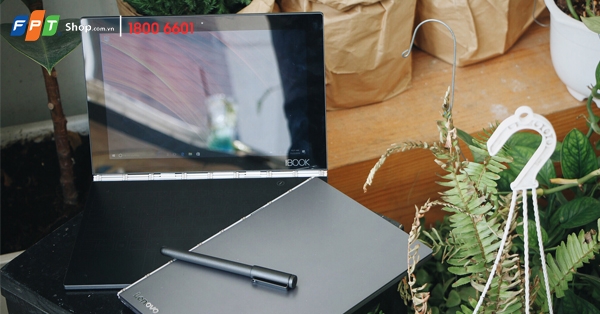 Sở hữu Lenovo Yoga Book với giá cực sốc chỉ 12,29 triệu đồng tại FPT Shop