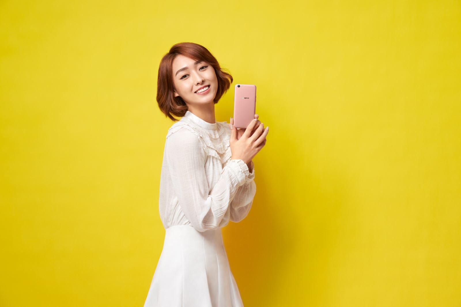 OPPO F3 Lite bất ngờ lên kệ FPT Shop với giá siêu sốc chỉ 5,49 triệu đồng