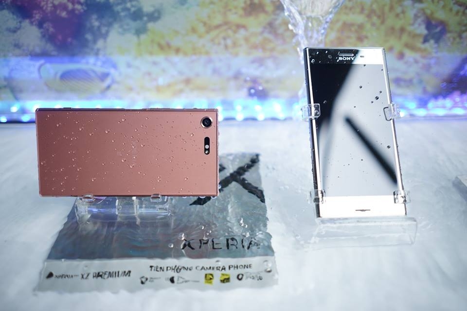Sony Xperia XZ Premium Nhận ngay bộ quà đẳng cấp trị giá 3 triệu đồng khi đặt mua Sony Xperia XZ Premium tại FPT Shop