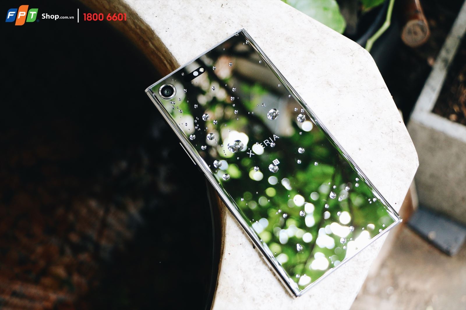 Nhận ngay PS4 khi sở hữu smartphone Sony tại FPT Shop