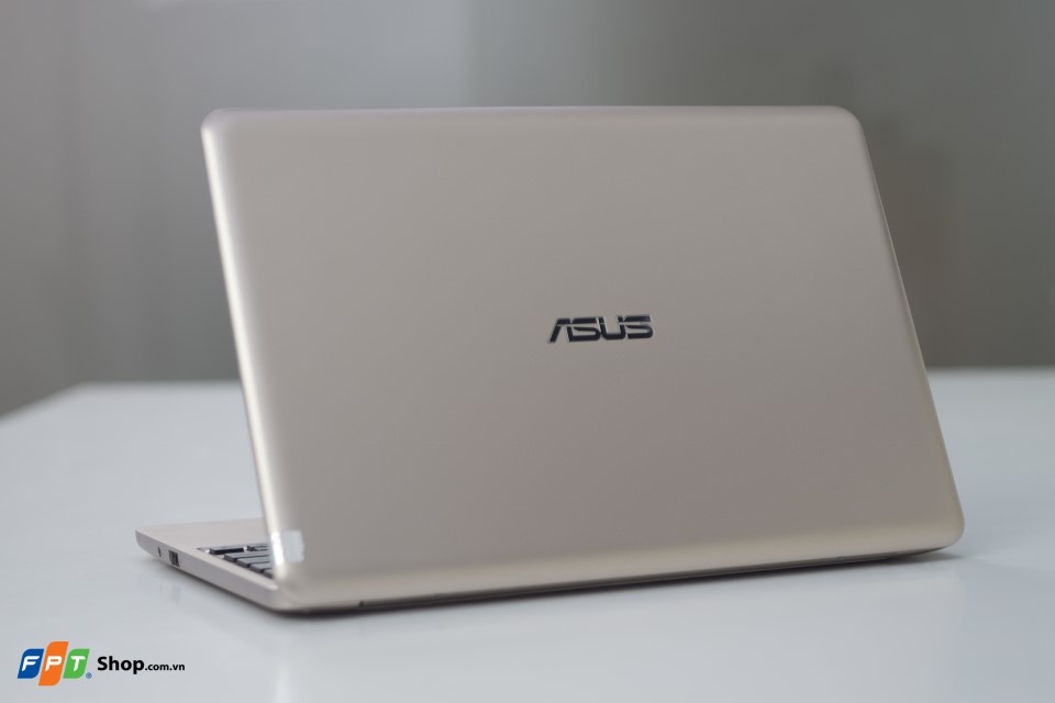 Laptop giảm giá 20% FPT Shop đồng loạt giảm giá laptop lên đến 4,5 triệu đồng