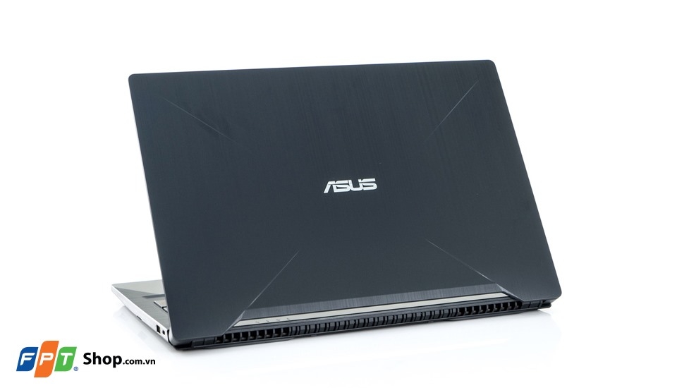 Rinh laptop gaming, nhận bộ quà khủng đến 2,5 triệu đồng tại FPT Shop