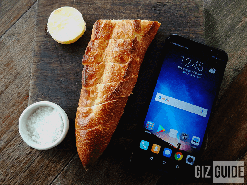Chào 2018, FPT Shop tặng 100 tivi LG cho khách mua smartphone Huawei
