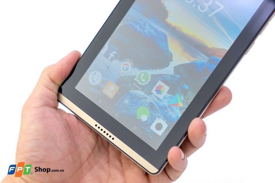 Sắm smartphone iTel, trúng tivi Sony 32” tại FPT Shop