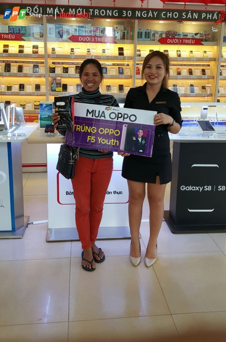 OPPO Chúc mừng khách hàng đầu tiên may mắn trúng xe SH khi mua smartphone OPPO (Đợt 1)