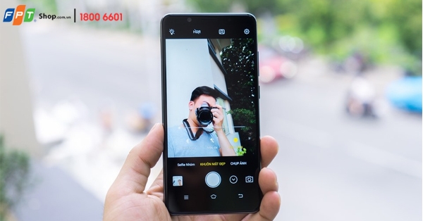 Trở thành chủ nhân của Vivo V7+ với chỉ 799.000 đồng tại FPT Shop