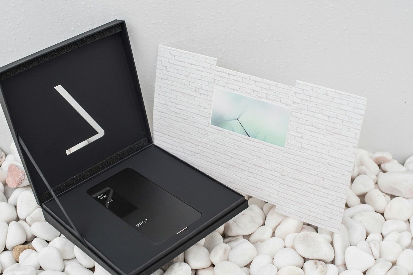 Meizu Pro 7 chính thức ra mắt vào ngày 26/7 (ảnh 2)