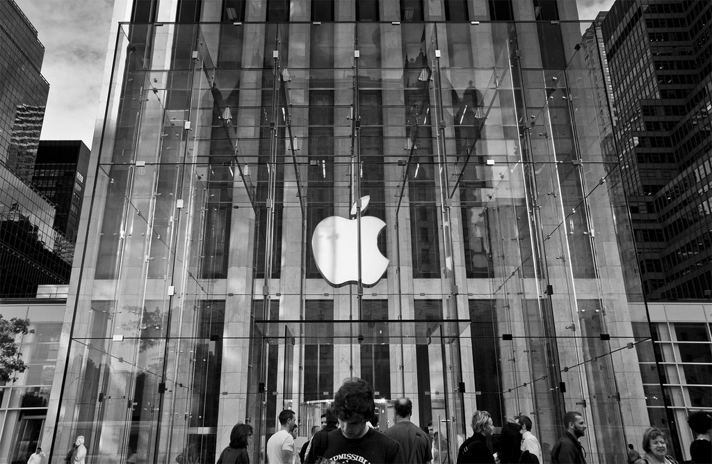 Apple iPhone: Kẻ khuấy đảo công nghệ thế giới (ảnh 2)