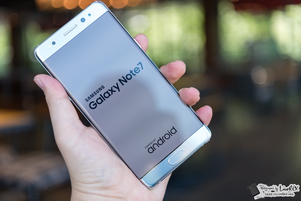 So sánh Galaxy Note 7FE và Galaxy Note 7 (ảnh 1)