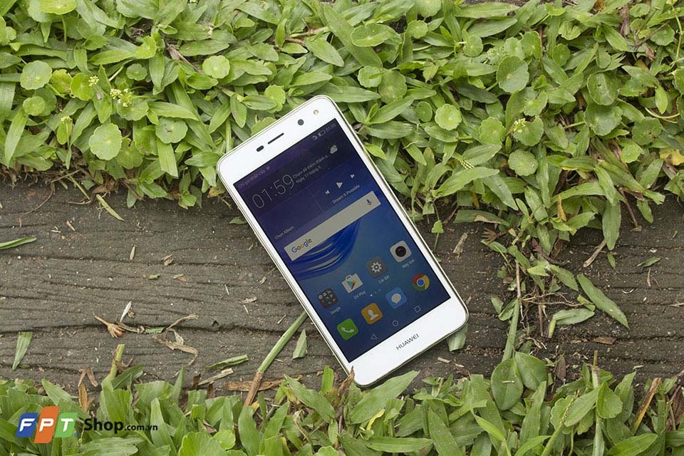 Trên tay Huawei Y5 2017: Smartphone giá dưới 3 triệu (Ảnh 1)