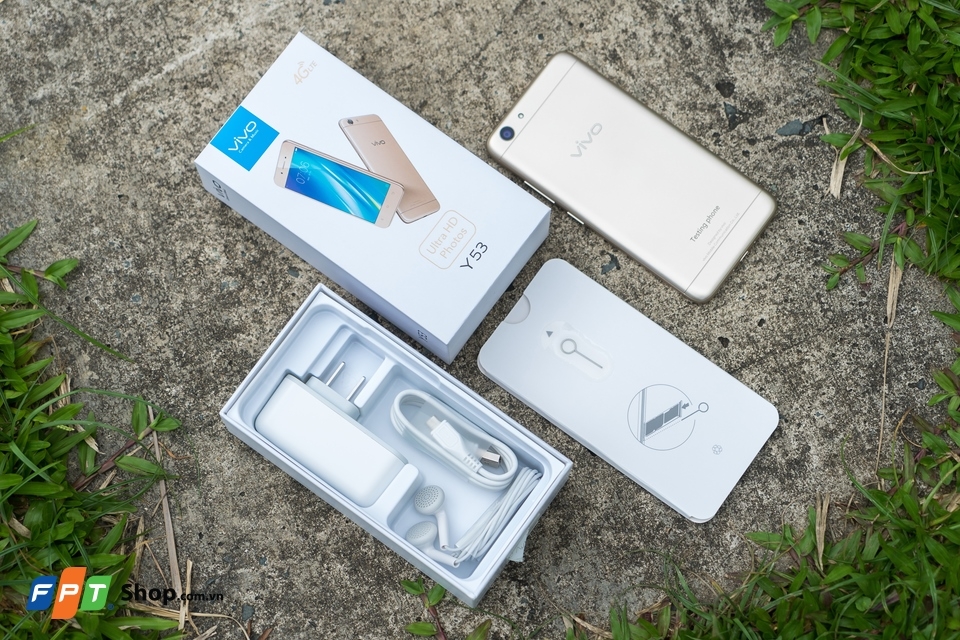 Mở hộp và trên tay Vivo Y53: Snapdragon 425, giá rẻ (Ảnh 2)