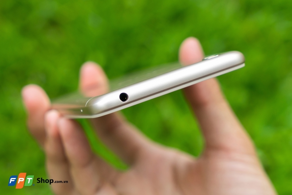 Mở hộp và trên tay Vivo Y53: Snapdragon 425, giá rẻ (Ảnh 8)