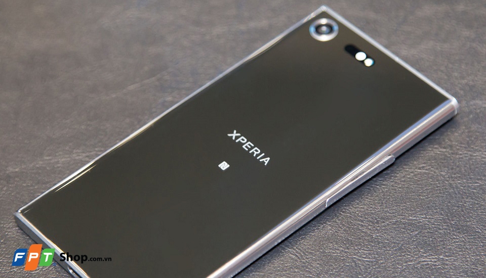 Sony Xperia XZ Premium (ảnh 2) Sony Xperia XZ Premium (ảnh 2)