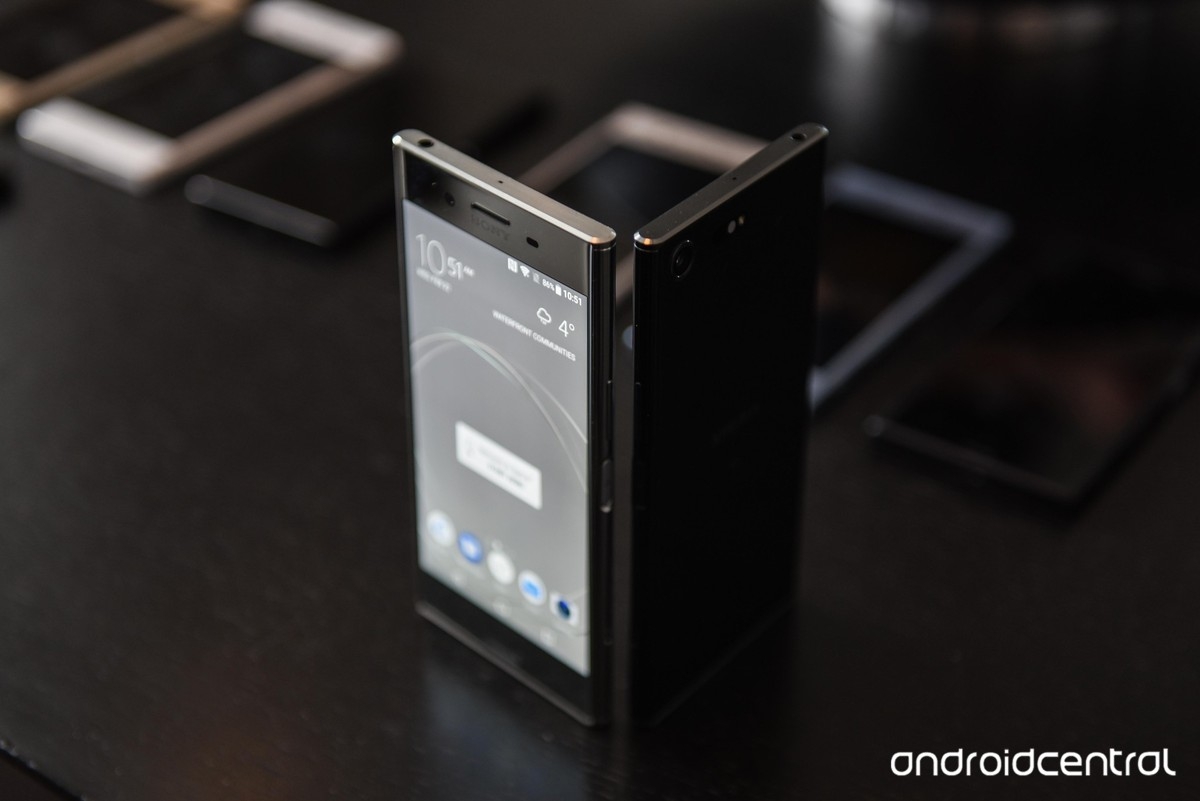 Xperia không viền có nên xuất hiện (ảnh 5) Xperia không viền có nên xuất hiện (ảnh 5)