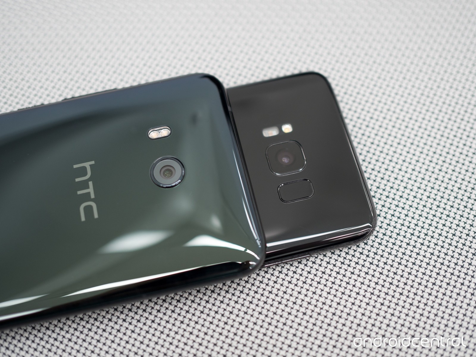 OnePlus 5 đánh bại HTC U11 và Galaxy S8 (ảnh 2)
