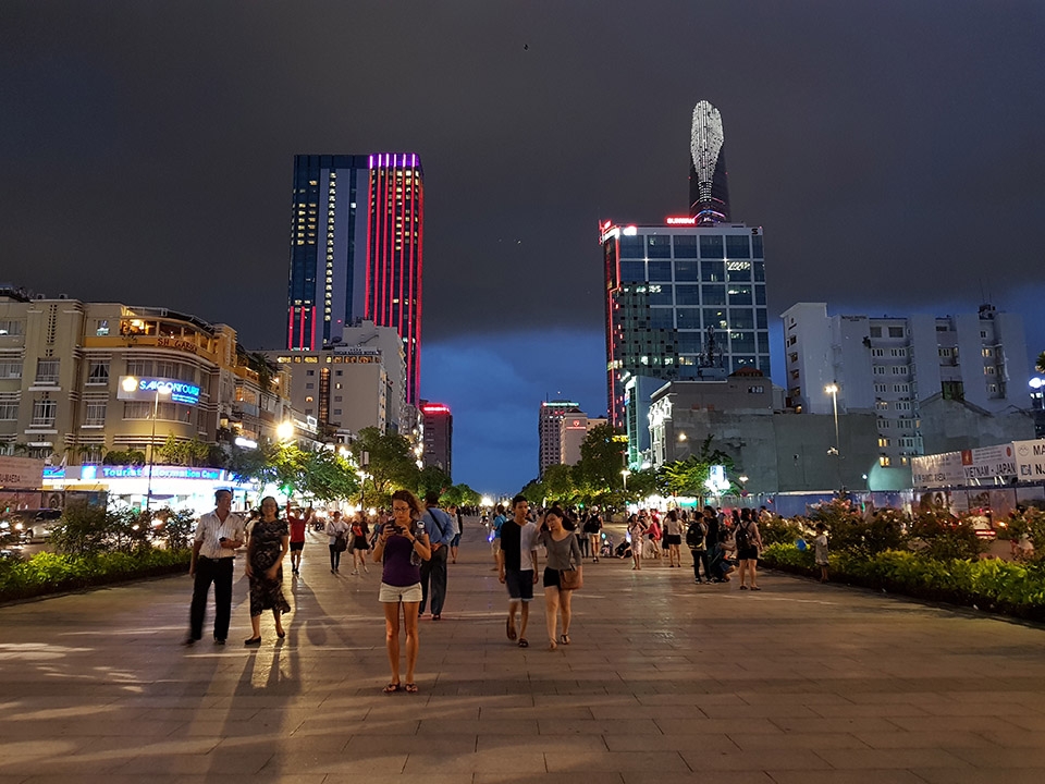 Ảnh thiếu sáng (Ảnh 2) Ảnh thiếu sáng (Ảnh 2)