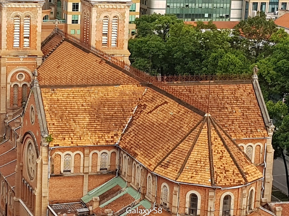 Galaxy S8 Crop Galaxy S8 Crop