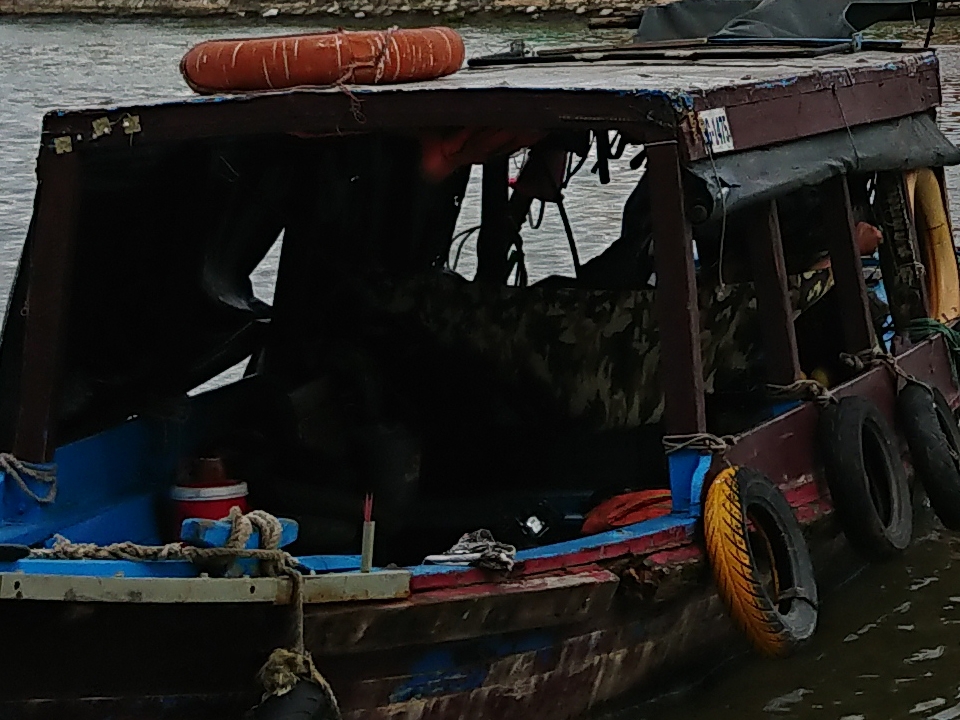 Crop 100% (Ảnh 9) Crop 100% (Ảnh 9)