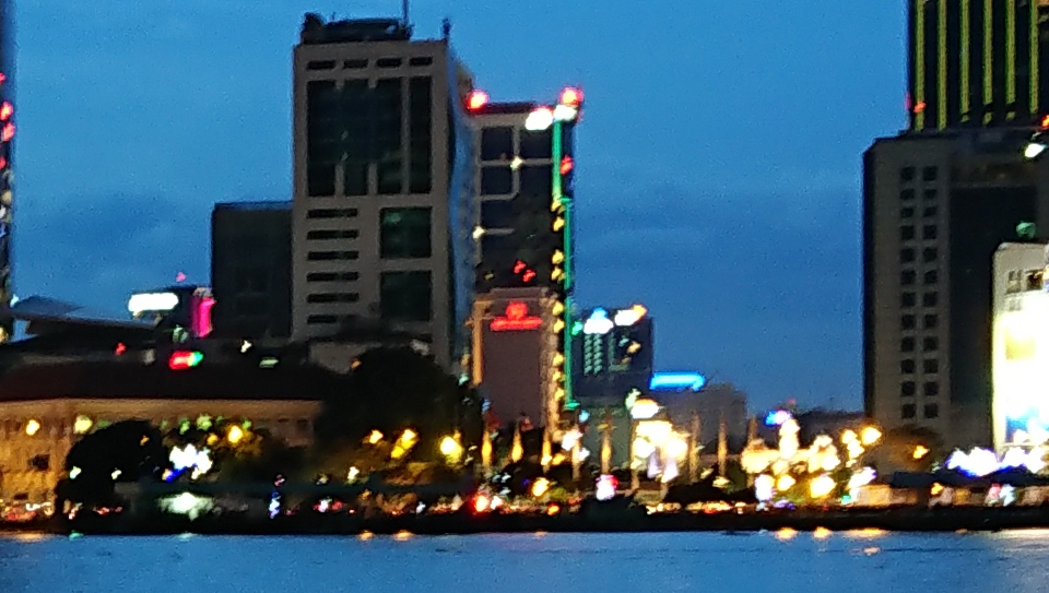 Crop (Ảnh 4) Crop (Ảnh 4)