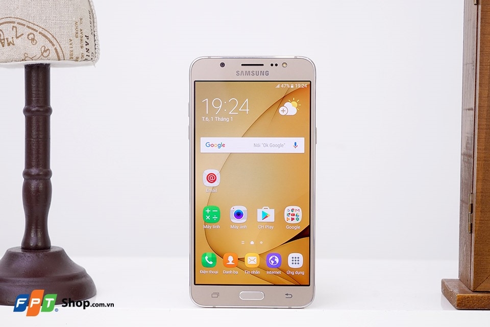 Galaxy J7 2016 (ảnh 1)