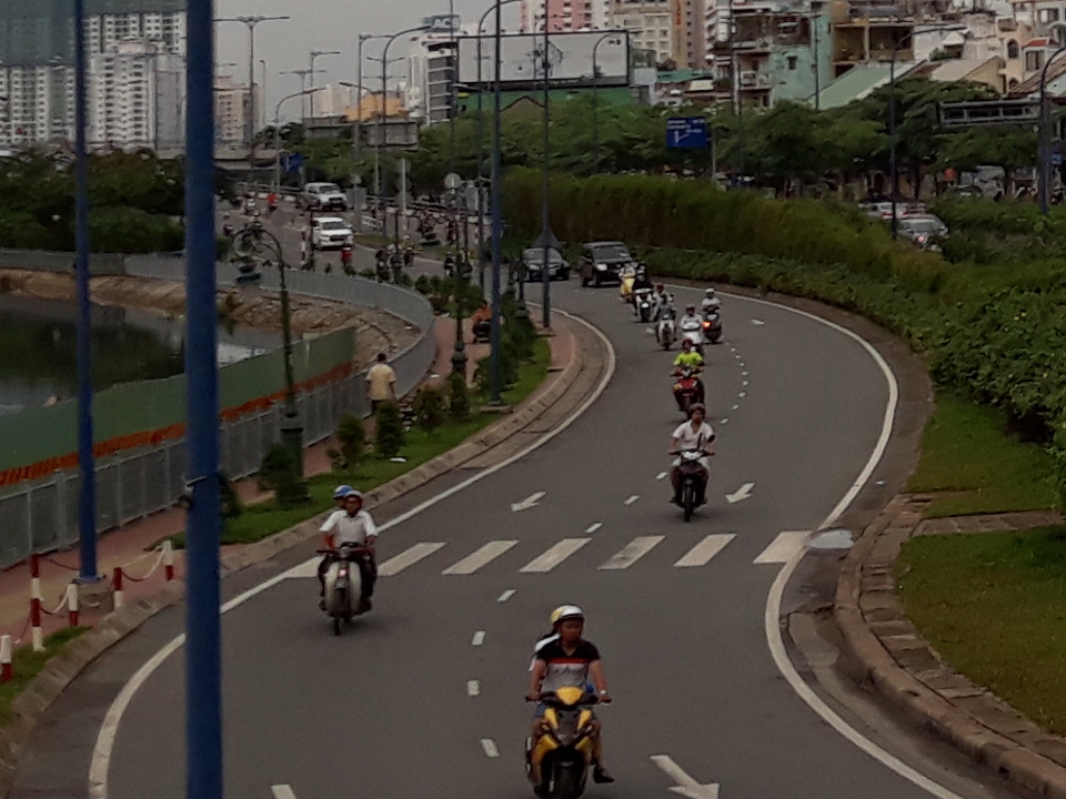 Crop đủ sáng (ảnh 3)