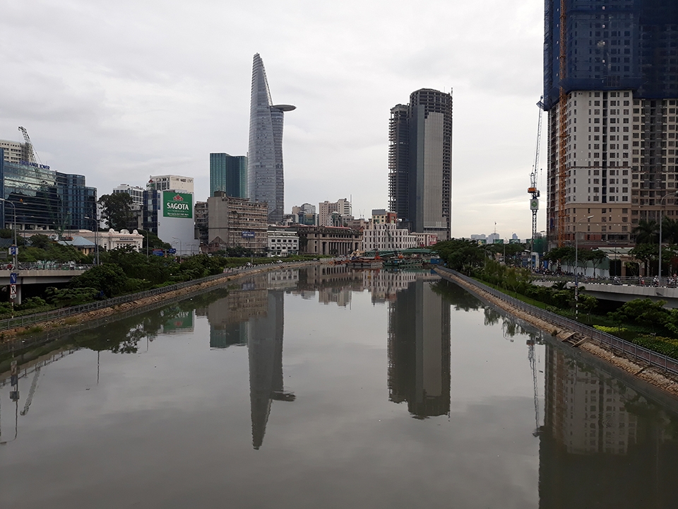 Đủ sáng (ảnh 1)