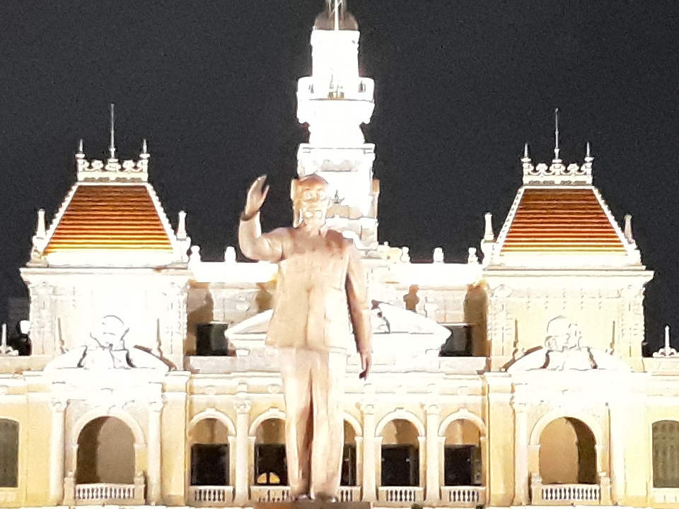 Crop thiếu sáng (ành 4)