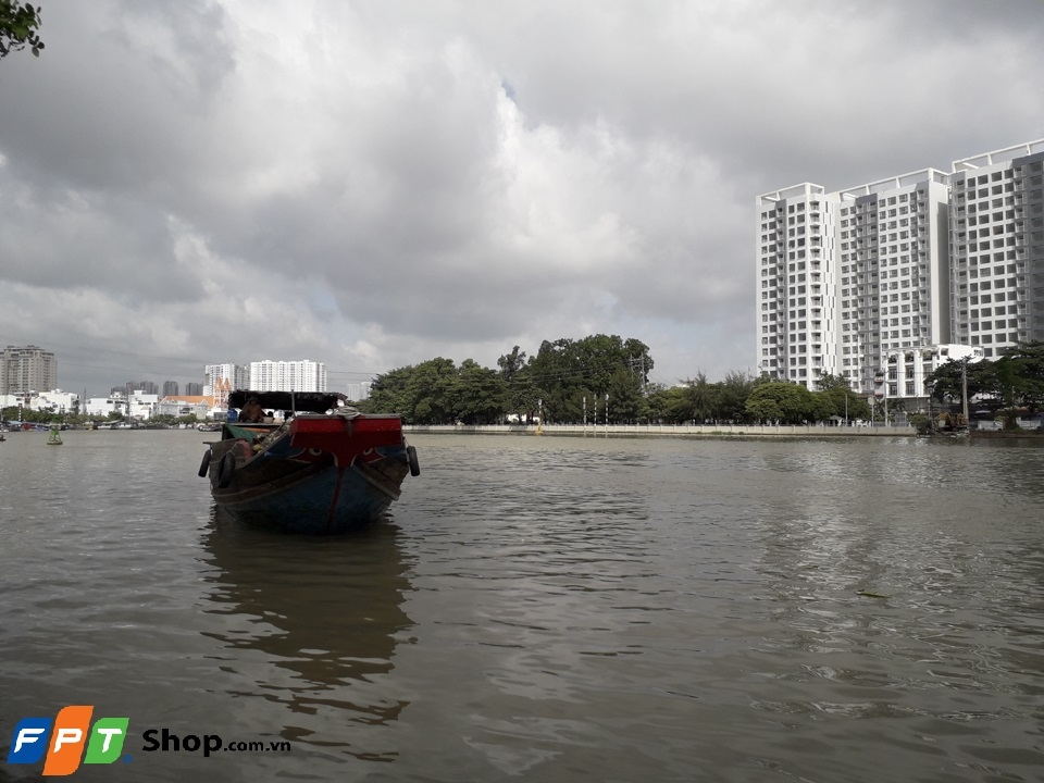 Ảnh đủ sáng galaxy J3 Pro (ảnh 2)