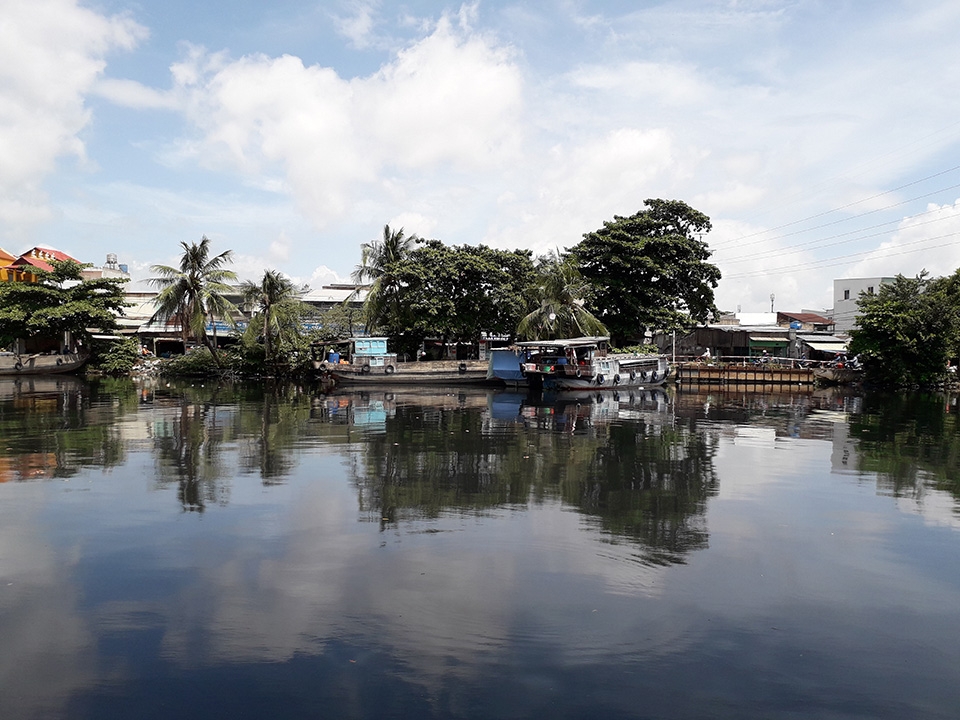 Ảnh đủ sáng Galaxy J3 Pro (ảnh 2)