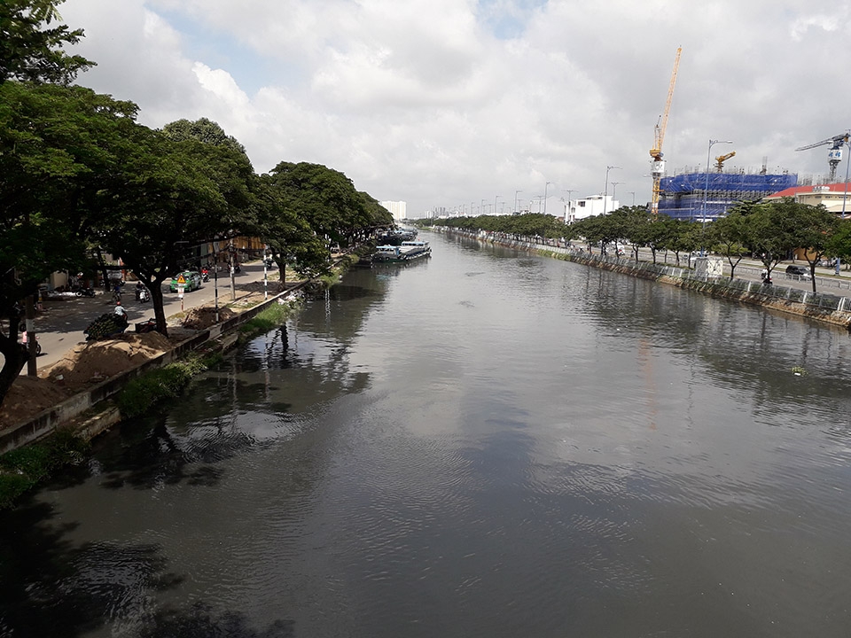 Ảnh đủ sáng Galaxy J3 Pro (ảnh 3)