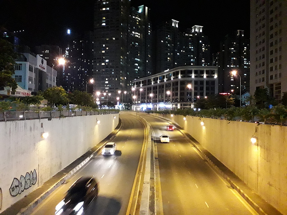 Ảnh thiếu sáng Galaxy J3 Pro (ảnh 2)