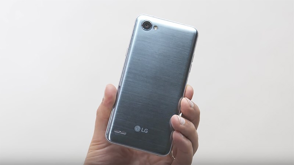LG Q6 (ảnh 1)