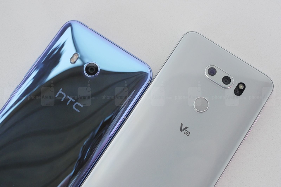 So sánh LG V30 và HTC U11 So sánh LG V30 và HTC U11