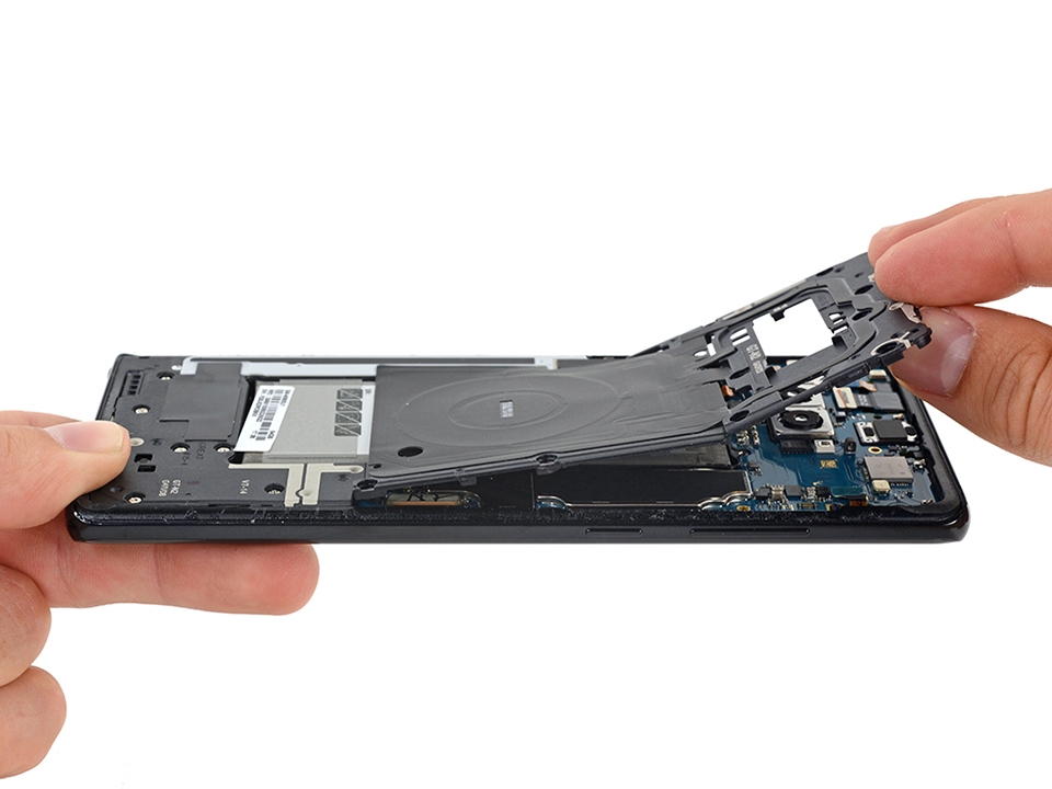 Mổ bụng Samsung Galaxy Note 8 (ảnh 1)