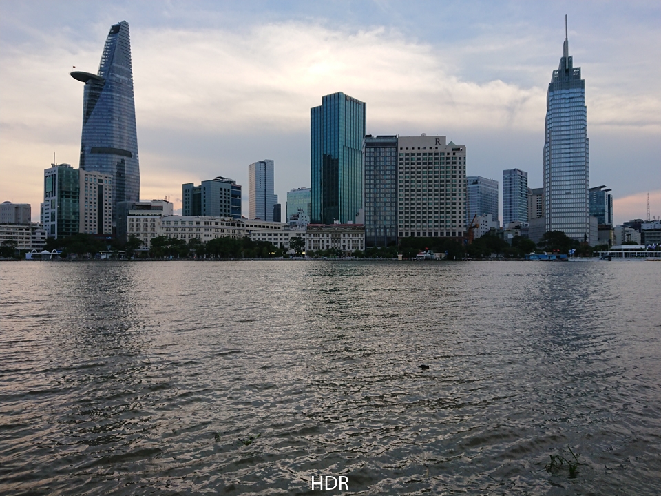 Ảnh ngược sáng Xperia XZ1 4