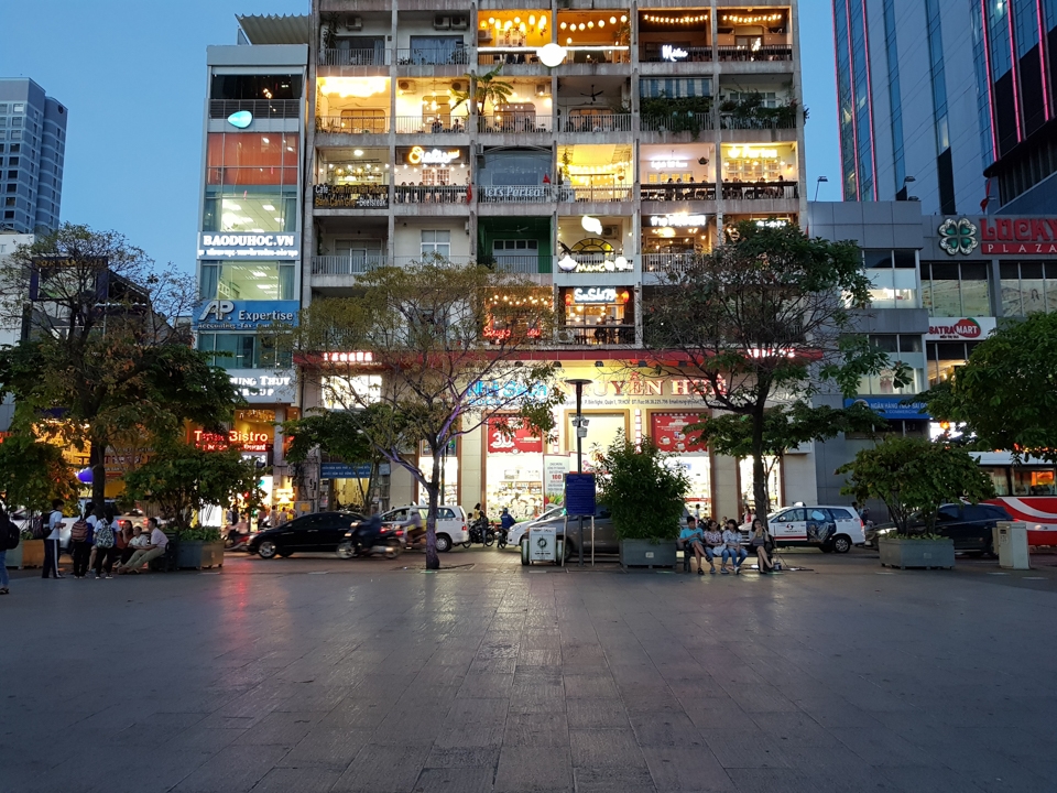 Ảnh chụp từ camera Galaxy Note 8 (ảnh 22) Ảnh chụp từ camera Galaxy Note 8 (ảnh 22)