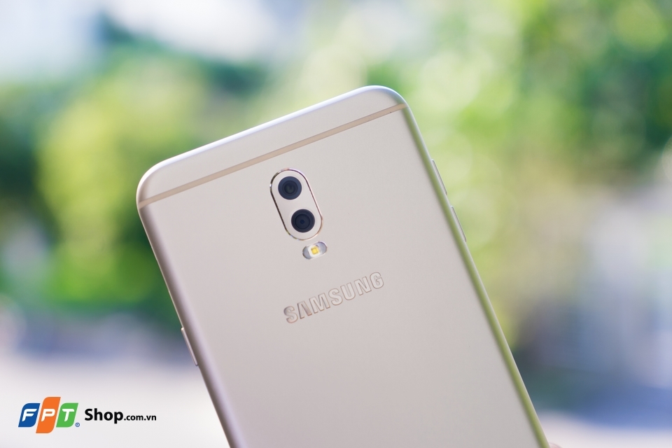 Galaxy J7 Plus (ảnh 3)